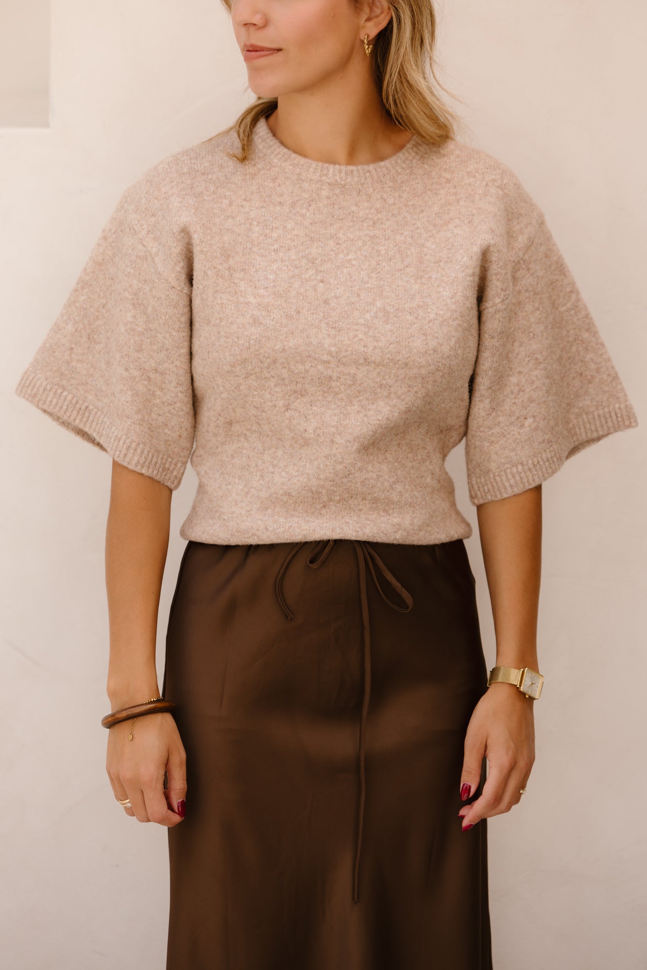 Asha knit tee sand melange - Bij Keesje - Neo Noir