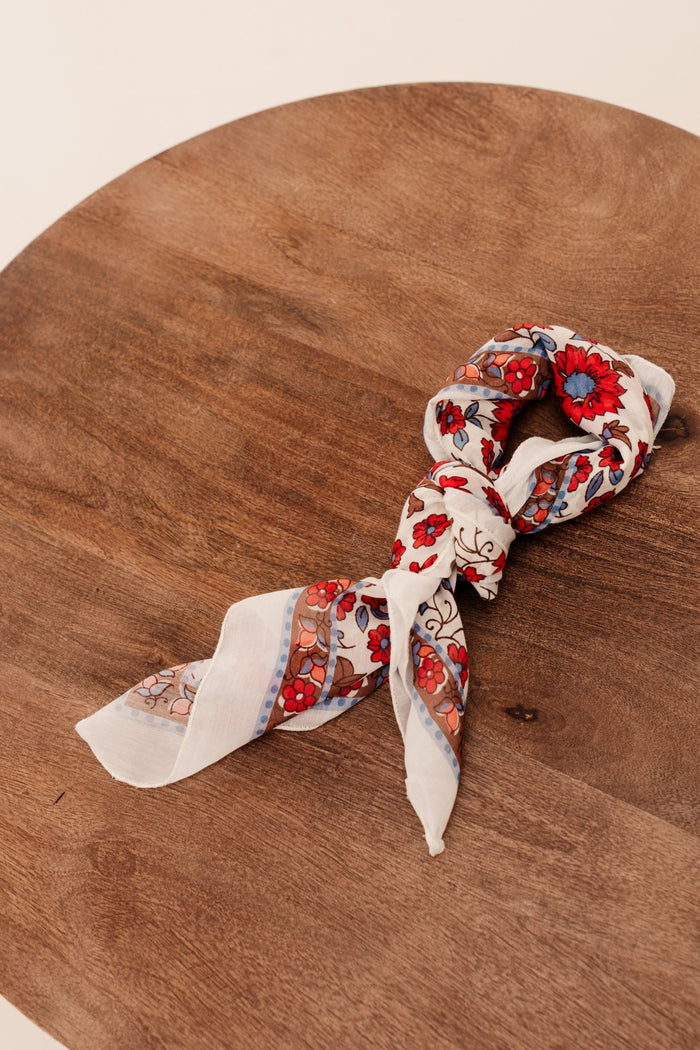 Astrid sjaal flower rood/wit - Bij Keesje - Bij Keesje - Sjaal