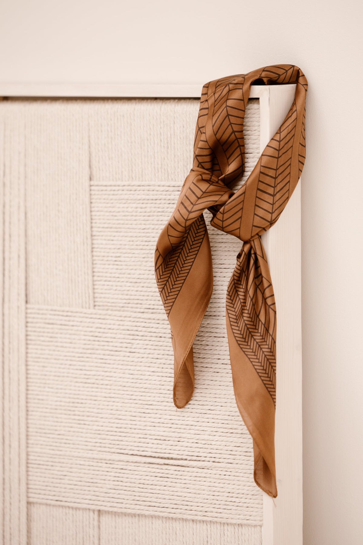 Babs sjaal camel print - Bij Keesje - Bij Keesje