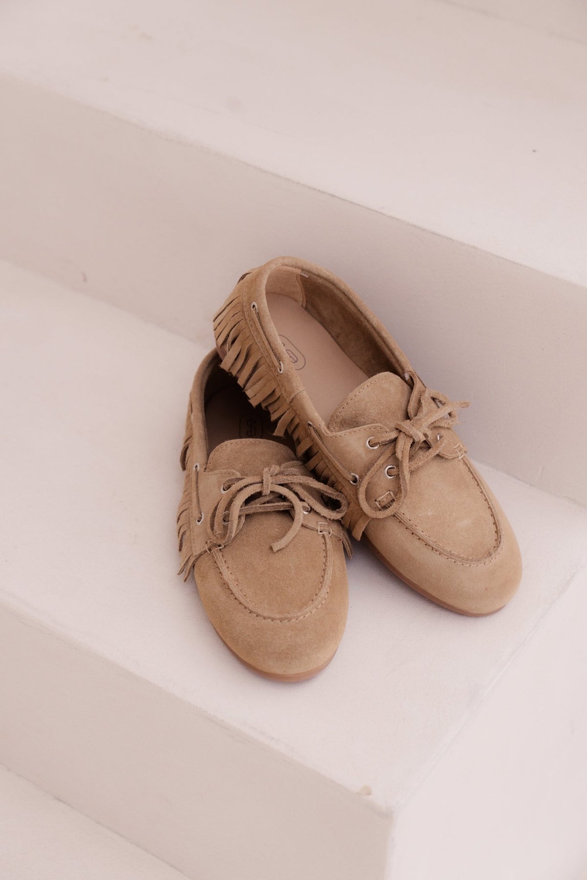 Blaricum bootschoenen suède taupe - Bij Keesje - Shoecolate - Schoenen