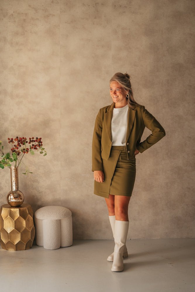 Blazer short city moss green - Bij Keesje