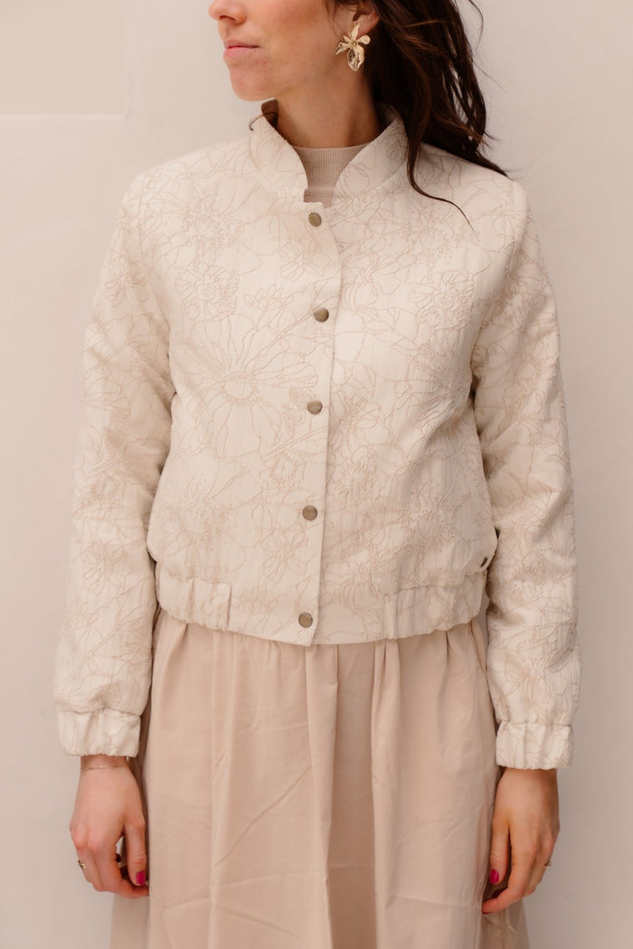 Bomber Aurora Flower Creme - Bij Keesje - Elvira - Jas