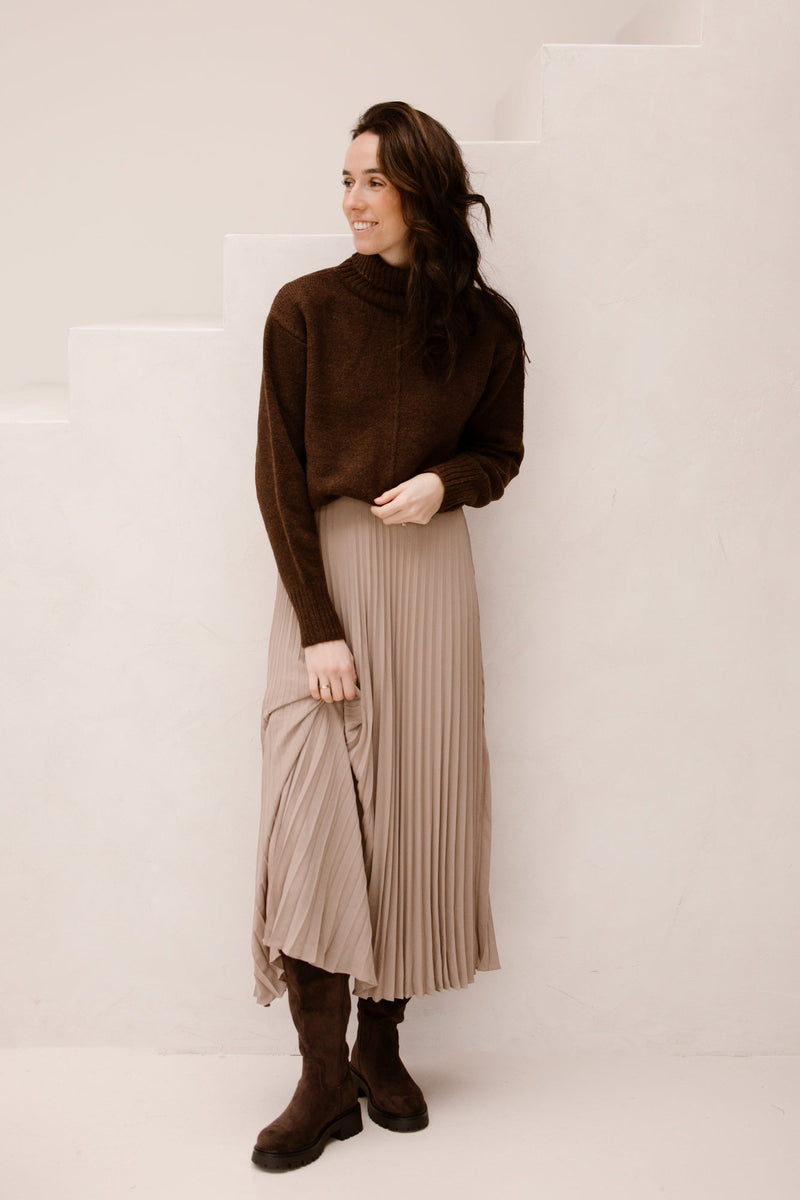Boni Simple Plisse Skirt Dark Taupe - Bij Keesje - Neo Noir
