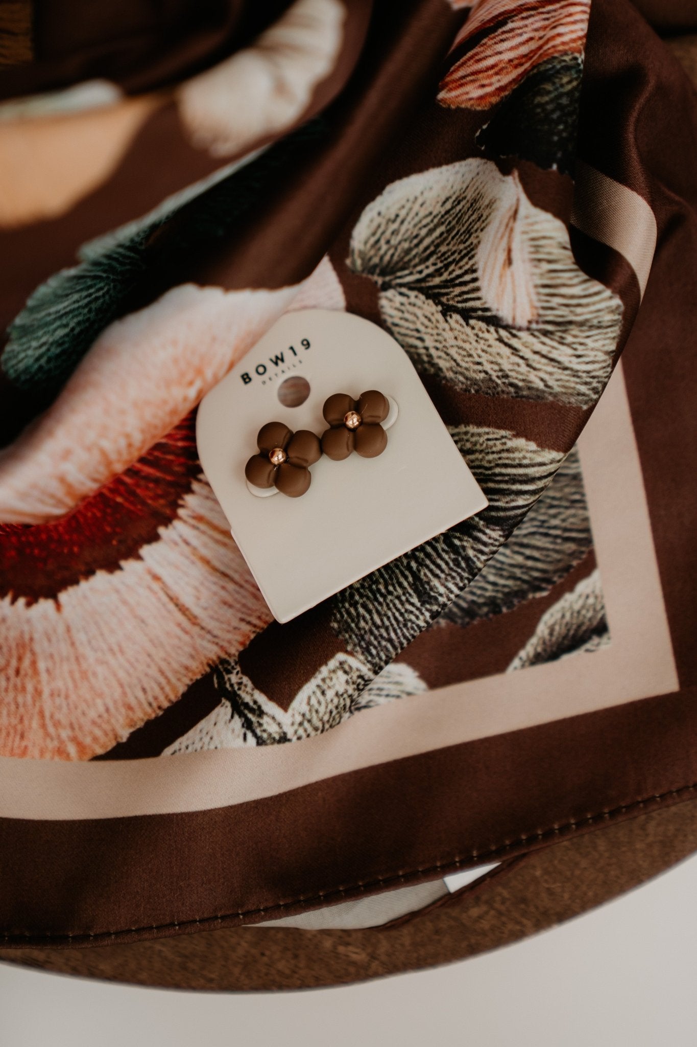 BOW19 Earring Seline brown - Bij Keesje - BOW19 - 