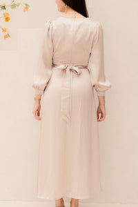 Bretti heavy sateen dress champagne - Bij Keesje - Neo Noir - Jurk