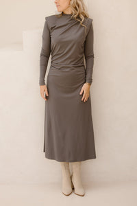 Britt dress detail grey - Bij Keesje - Maere