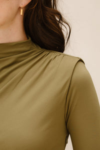 Britt dress detail olijf - Bij Keesje - Maere
