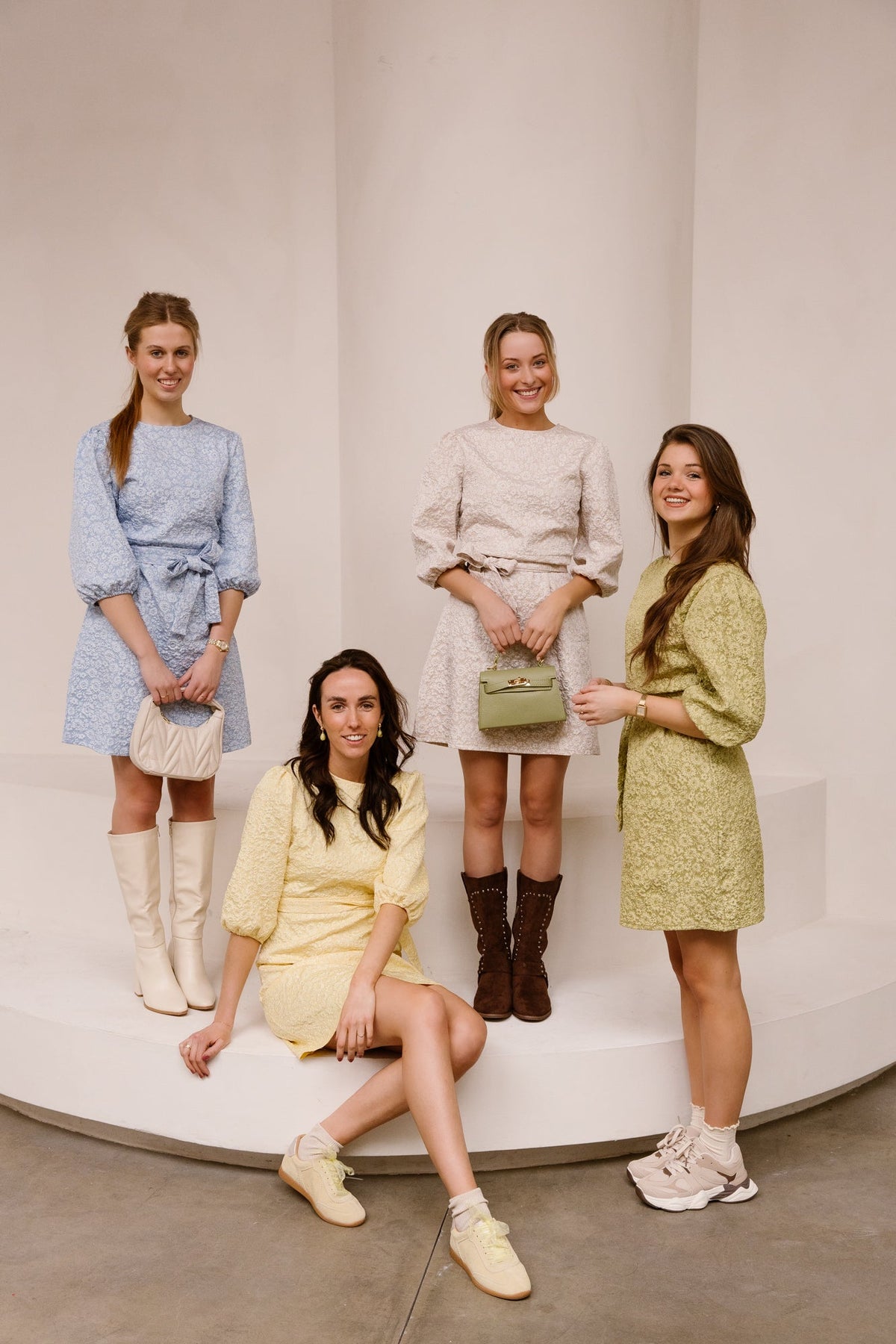 Britt jacquard dress beige - Bij Keesje - Bij Keesje The Label - Jurk