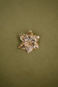 Broche flower gold - Bij Keesje - Bij Keesje - accessoires