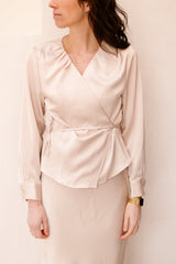 Caprina-Bluse aus schwerem Satin, Champagner