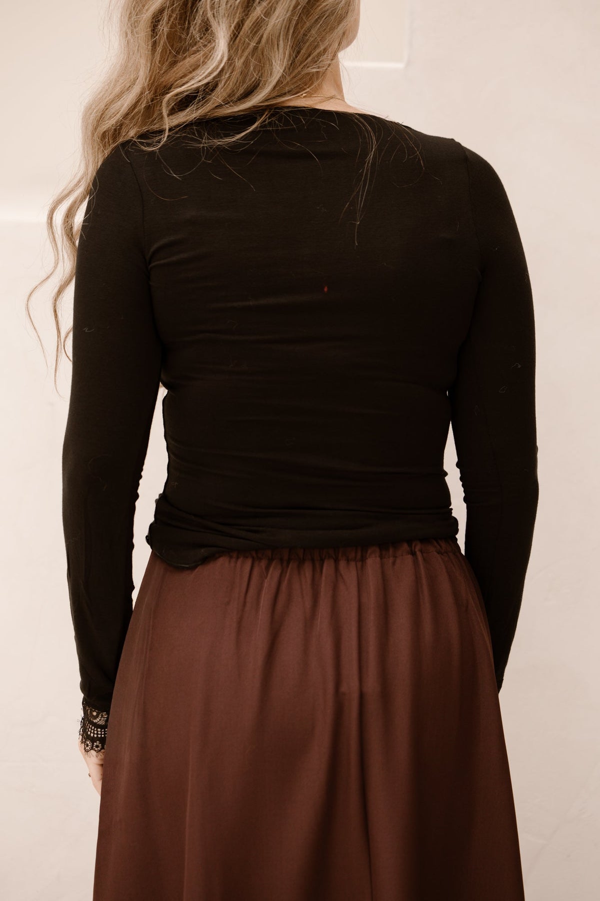 Cashmere top with lace black - Bij Keesje - Bij Keesje