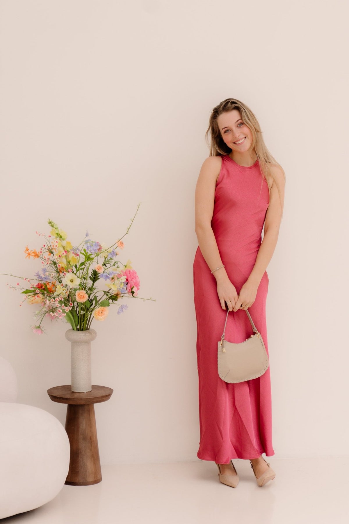 Celinie heavy sateen dress cherry pink - Bij Keesje - Neo Noir - Jurk