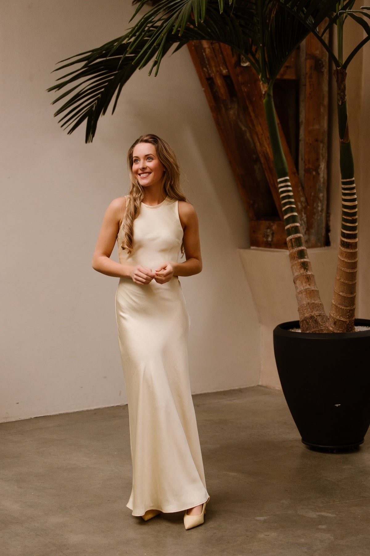 Celinie Heavy Sateen Dress Light Yellow - Bij Keesje - Neo Noir - jurk