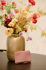 Clutch blush