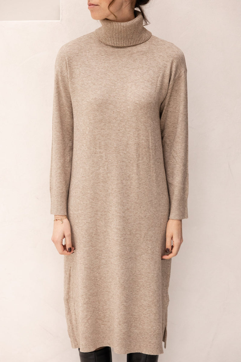 Col sweater dress taupe - Bij Keesje - Bij Keesje