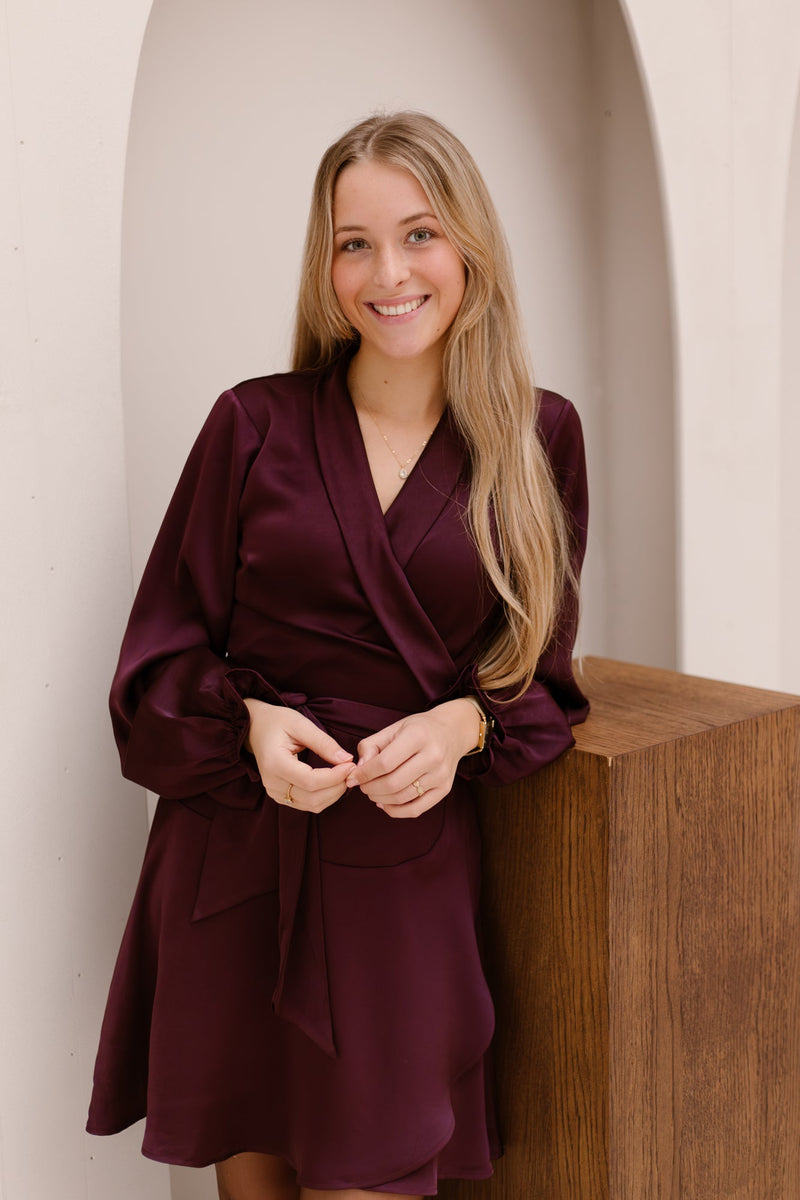 Colbie heavy sateen dress - Bij Keesje - Neo Noir