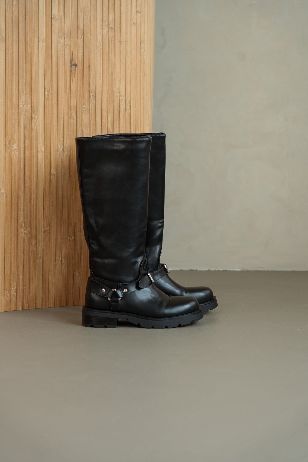 Cool black boots - Bij Keesje