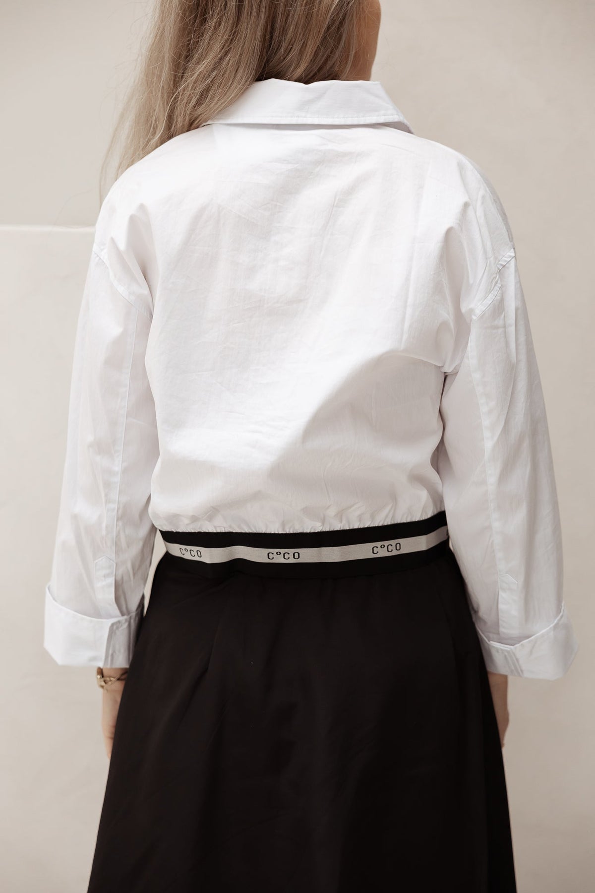 Cotton crisp logo crop shirt white CC - Bij Keesje - Co'couture