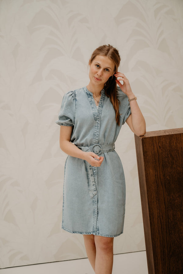 Dael denim dress pearl blue - Bij Keesje - Freebird - Jurk