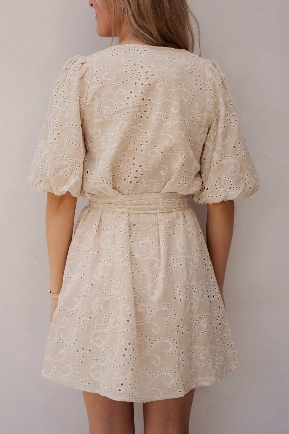 Dress borderie sand 26319 - Bij Keesje - Smashed Lemon - Jurk