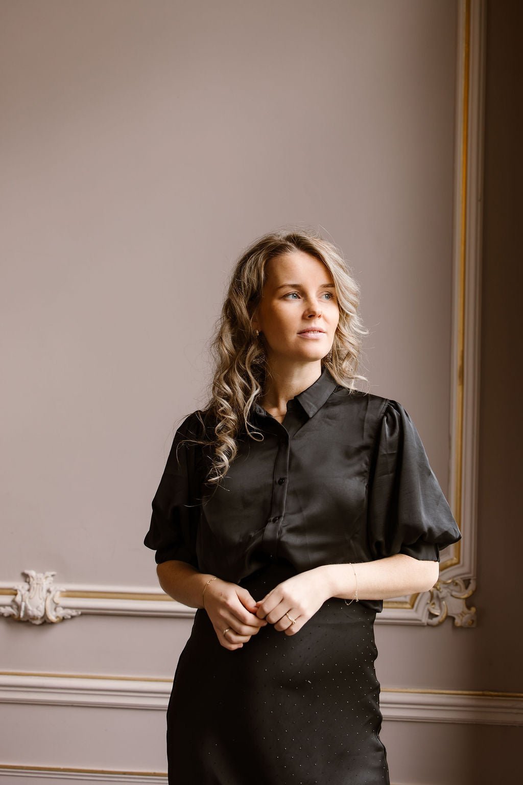 Etta Heavy Sateen Shirt Black - Bij Keesje - Neo Noir