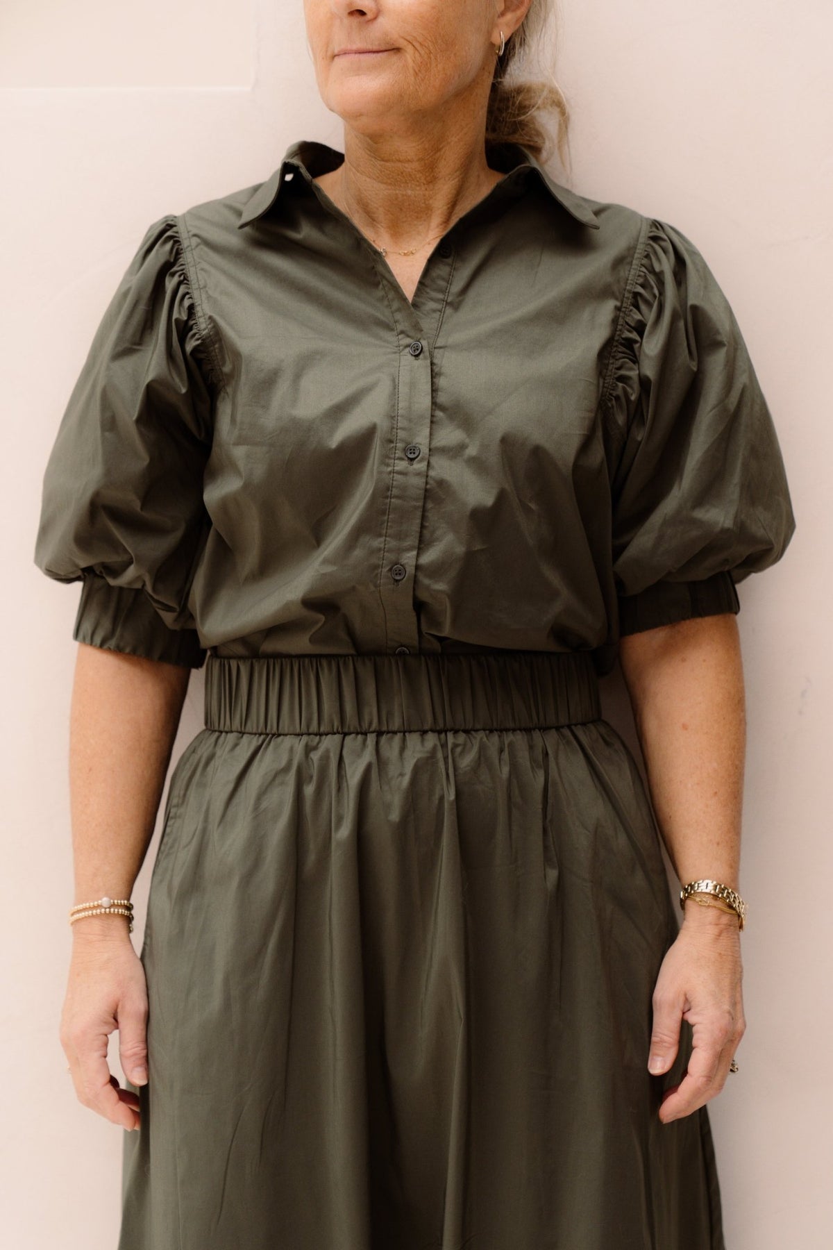 Etta Poplin Shirt Army - Bij Keesje - Neo Noir - Top