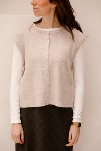 Everest knit vest sand melange - Bij Keesje - Neo Noir