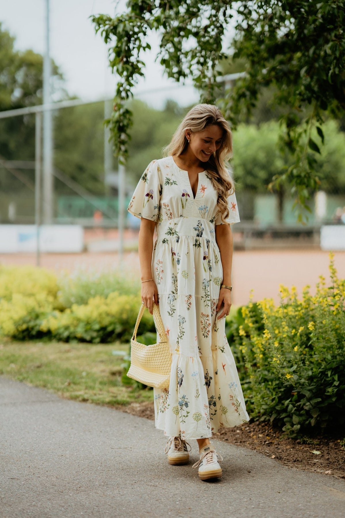 Gardena Flower Rank Dress Off White - Bij Keesje - Neo Noir - Jurk