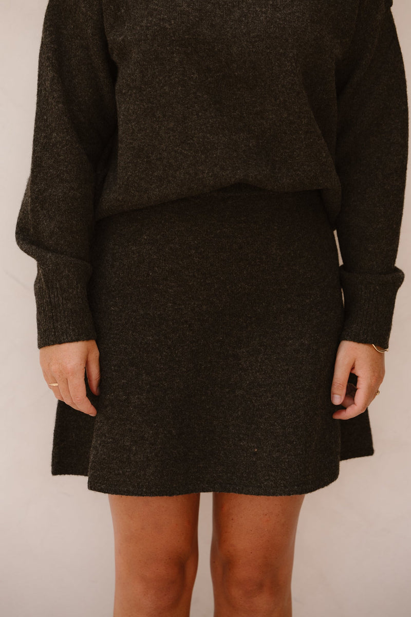 Gisa knit skirt antracit - Bij Keesje - Neo Noir
