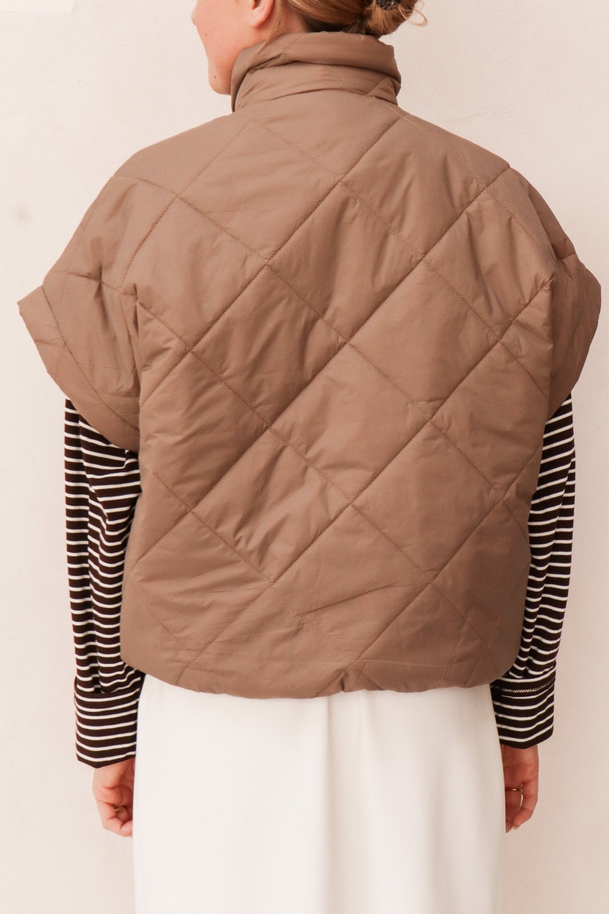 Gwen gilet taupe - Bij Keesje - Bij Keesje - Gilet