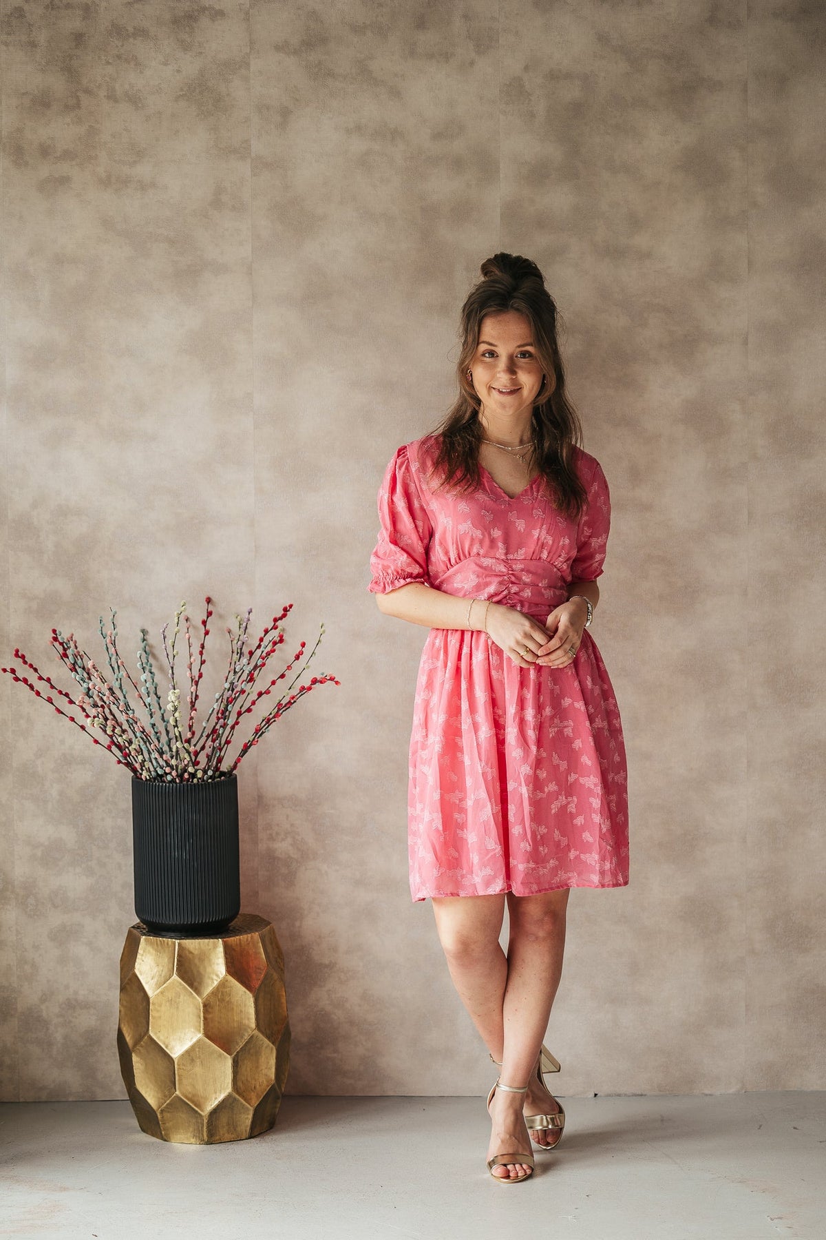 Izzy detail dress pink - Bij Keesje