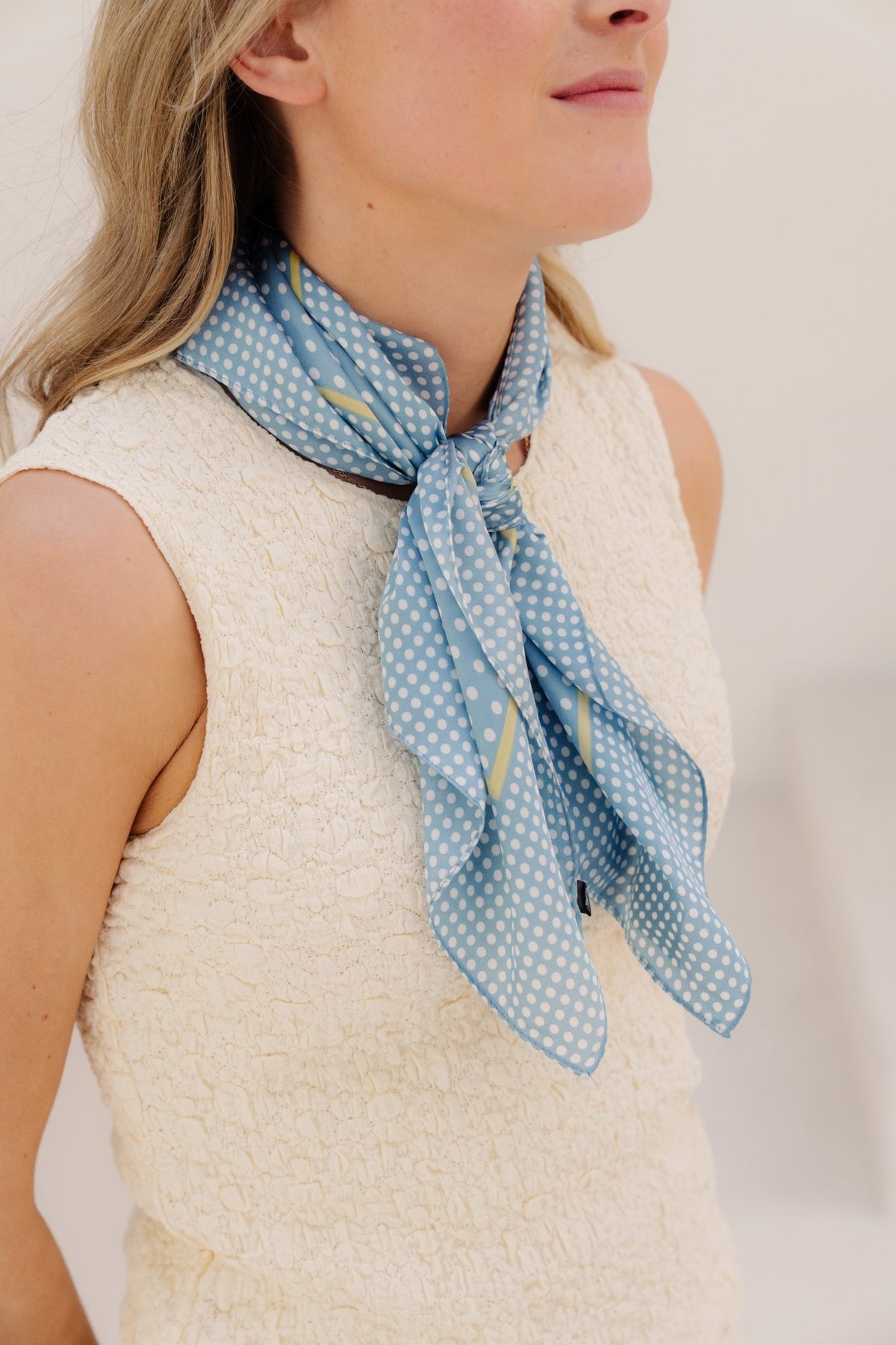 Jessa sjaal blue polkadot - Bij Keesje - Bij Keesje - Sjaal