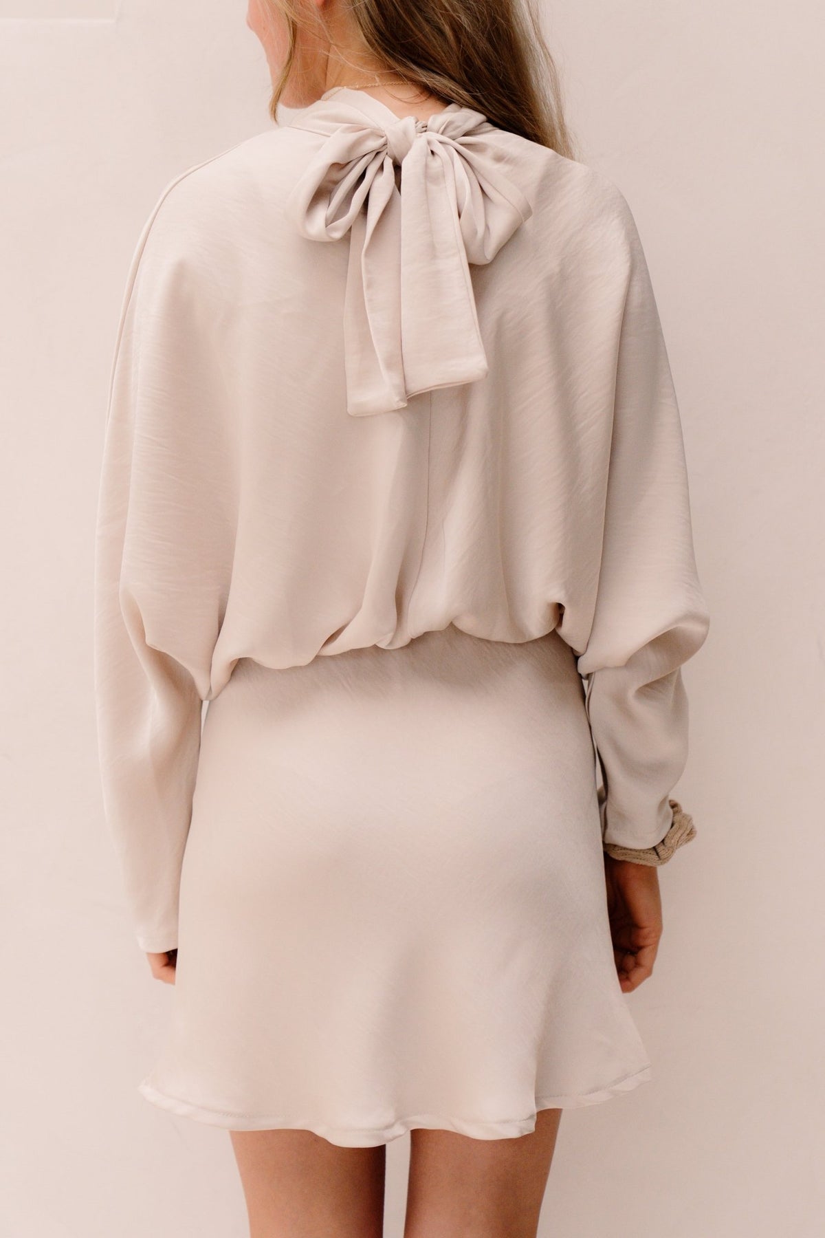 Joelle silk jurk beige - Bij Keesje - Bij Keesje - Jurk