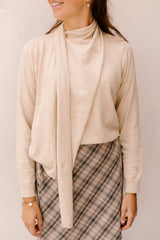 K-Design Pullover mit angenähtem Schal D806L