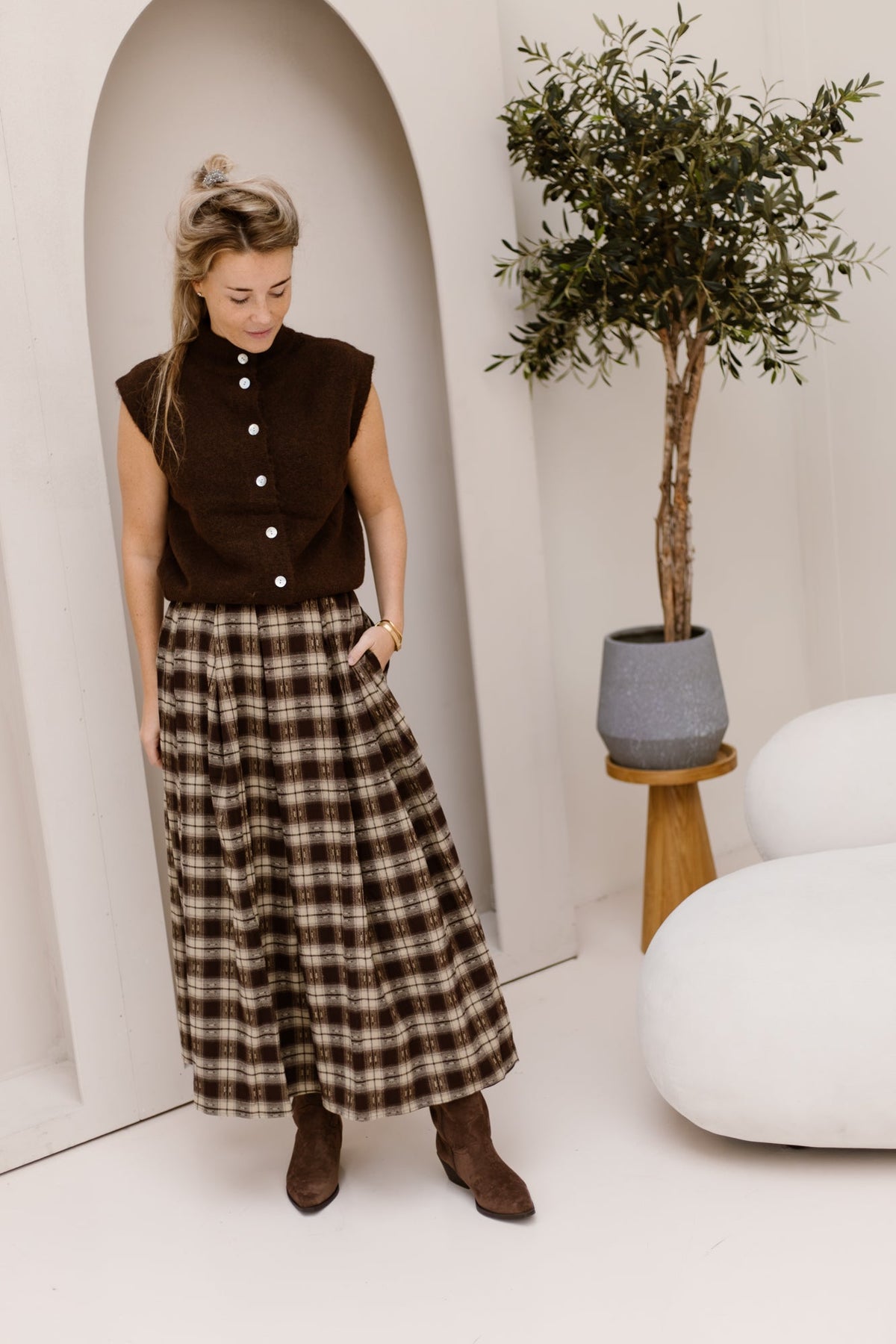 Kaat Spencer Top Met Knopen Brown - Bij Keesje - Bij Keesje - Gilet