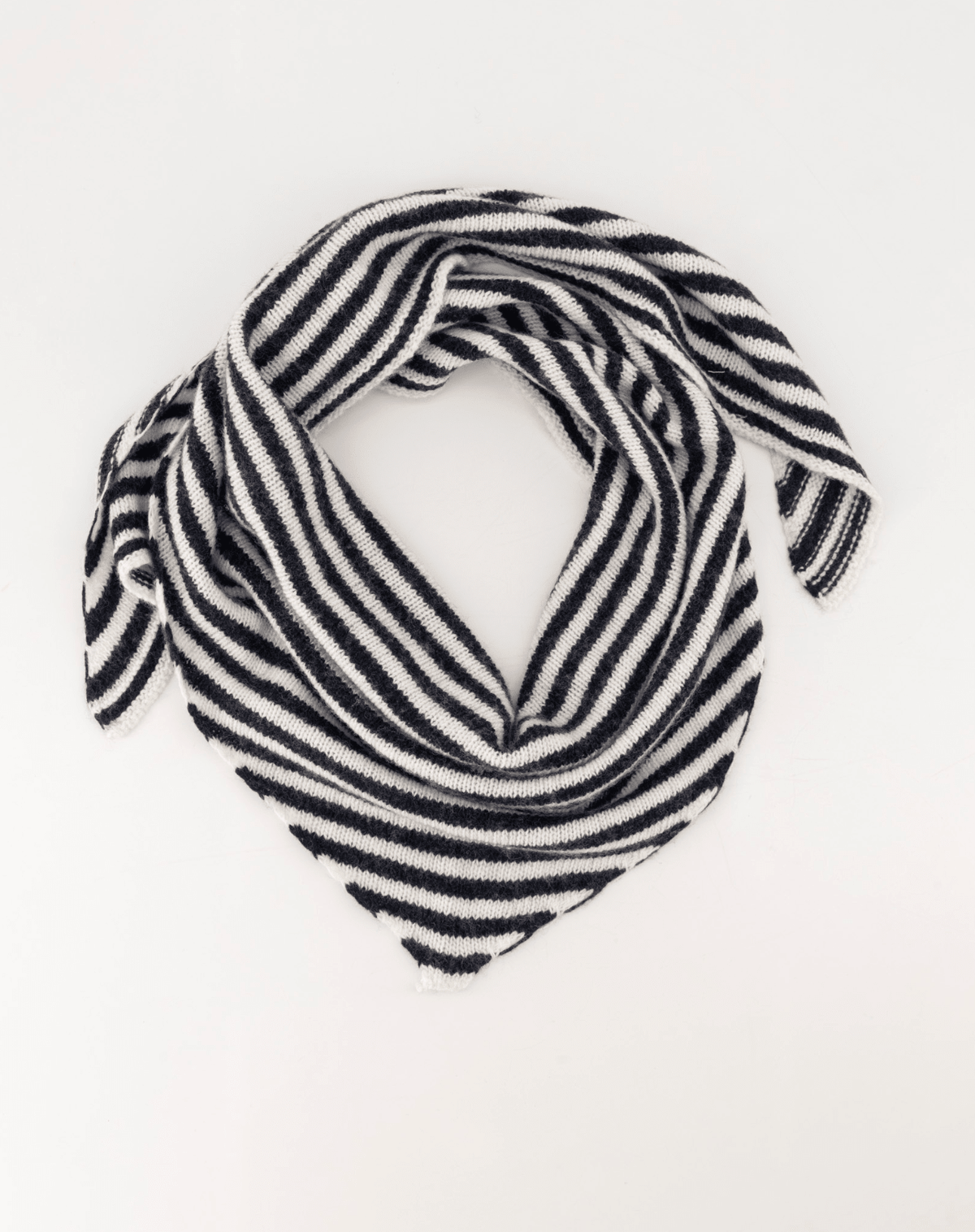 Kaia sjaal streep donkerblauw beige - Bij Keesje - Bij Keesje - Sjaal