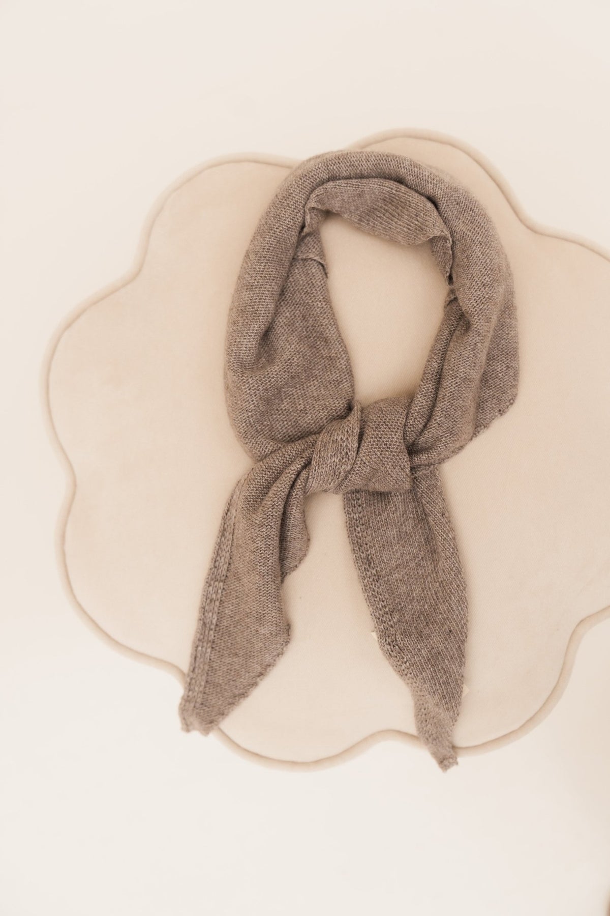 Kaia sjaal taupe - Bij Keesje - Bij Keesje