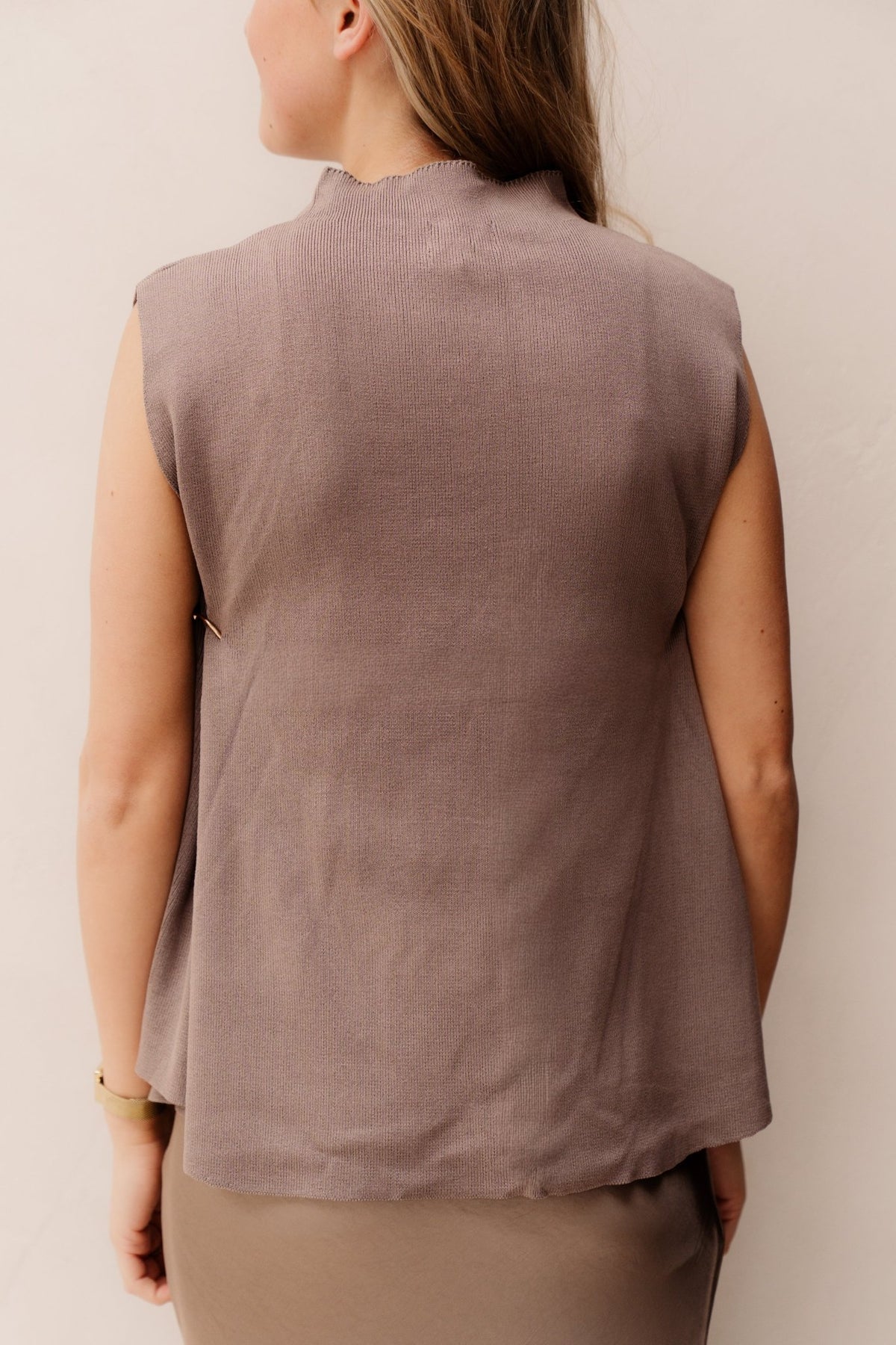 Katelyn top taupe - Bij Keesje - Bij Keesje - top