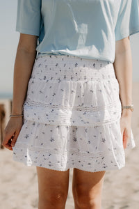 Kenia flower dobby skirt blue flower - Bij Keesje - Neo Noir - Rok
