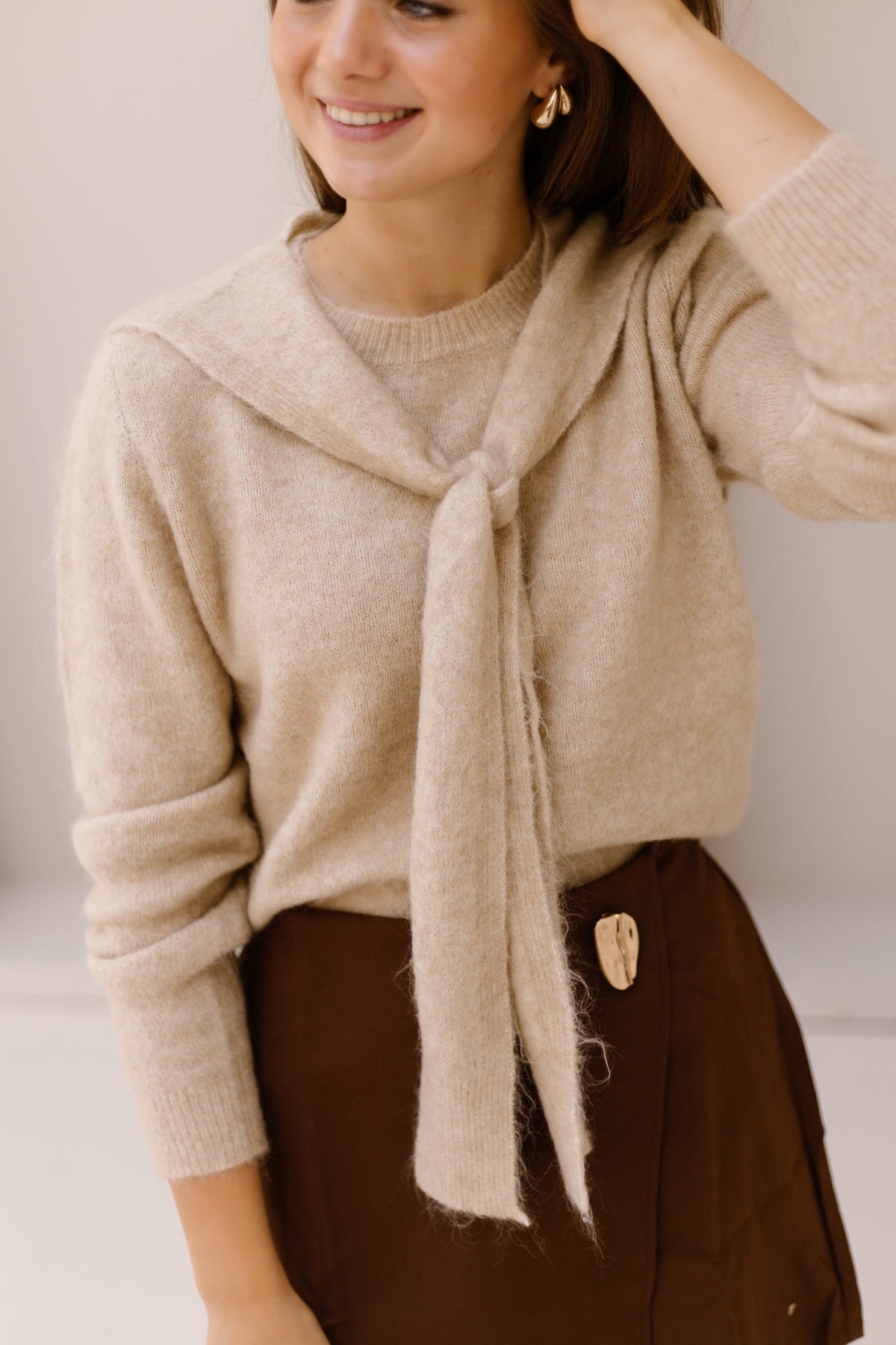 Klara Trui met Sjaaltje Beige - Bij Keesje - Bij Keesje - Trui