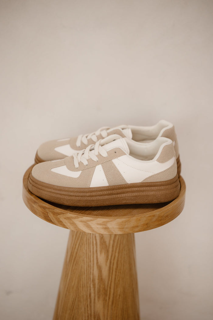 Leiden sneaker off - white taupe - Bij Keesje - Bij Keesje