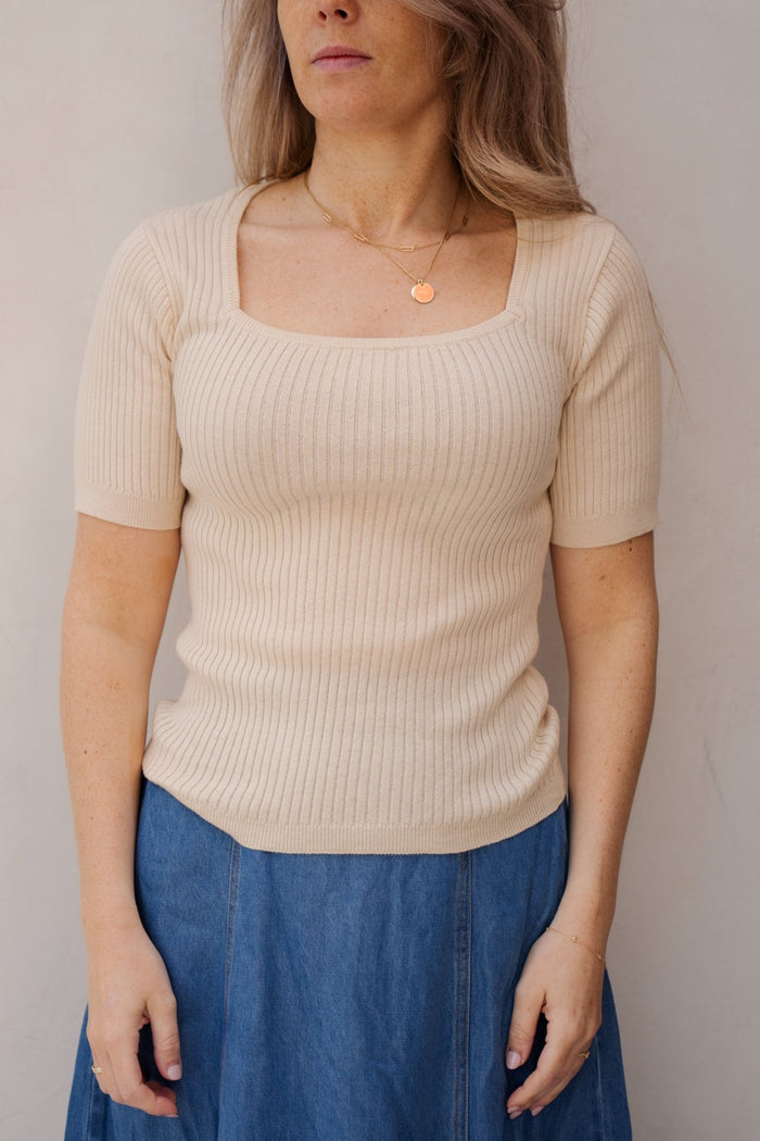 Lesia top beige - Bij Keesje - Ange - Top