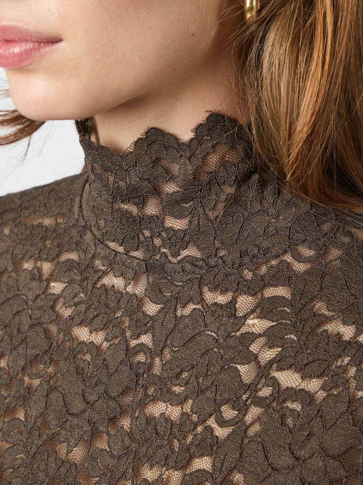 Liza Laceflower blouse chocolate brown - Bij Keesje - Neo Noir