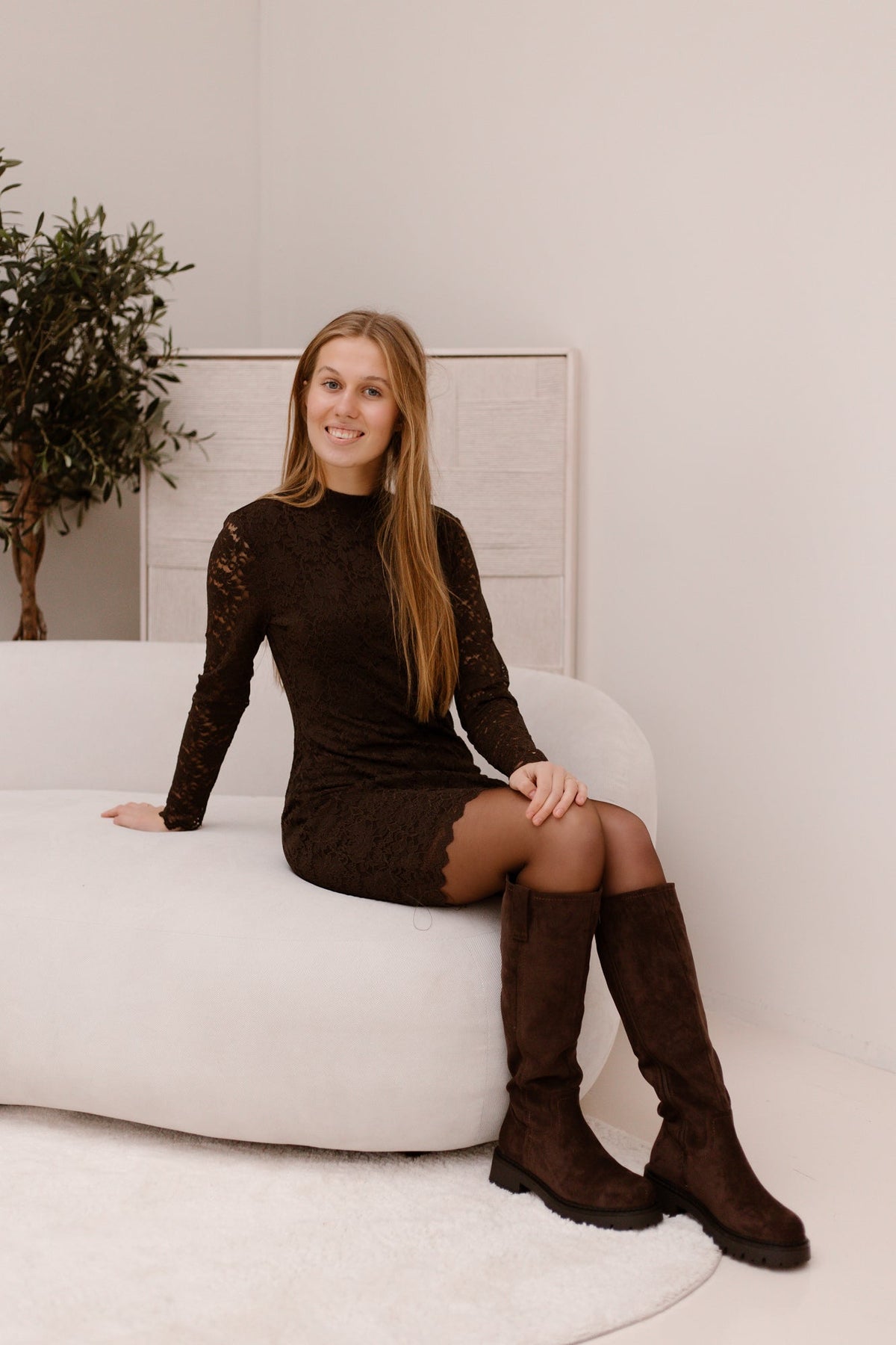 Lizette laceflower dress chocolate brown - Bij Keesje - Neo Noir