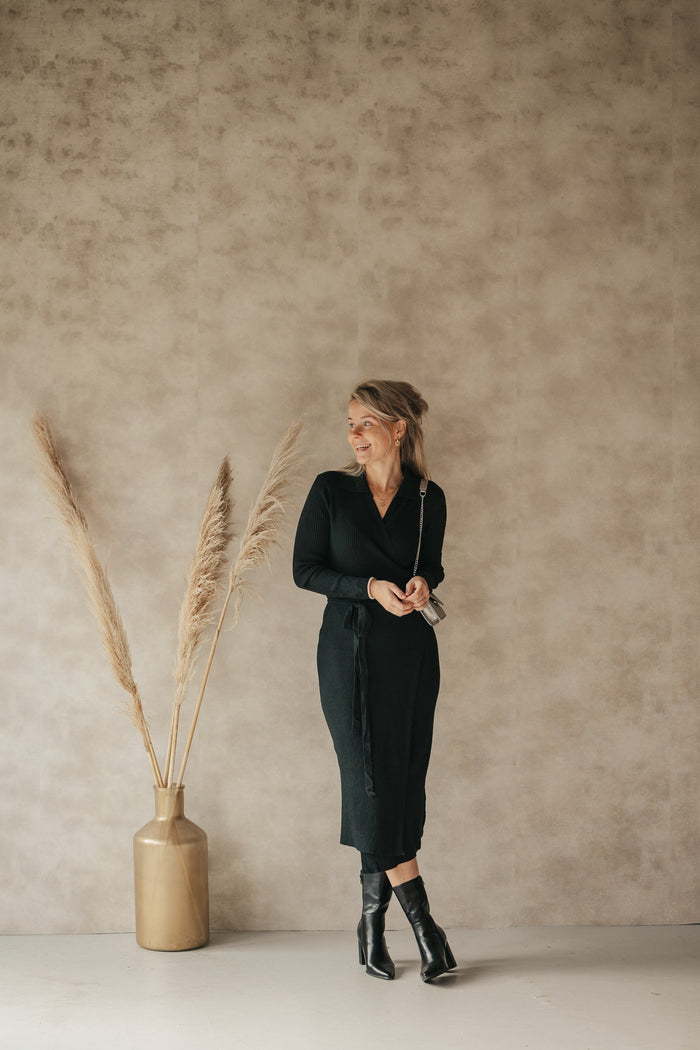 Lora Wrap dress black - Bij Keesje