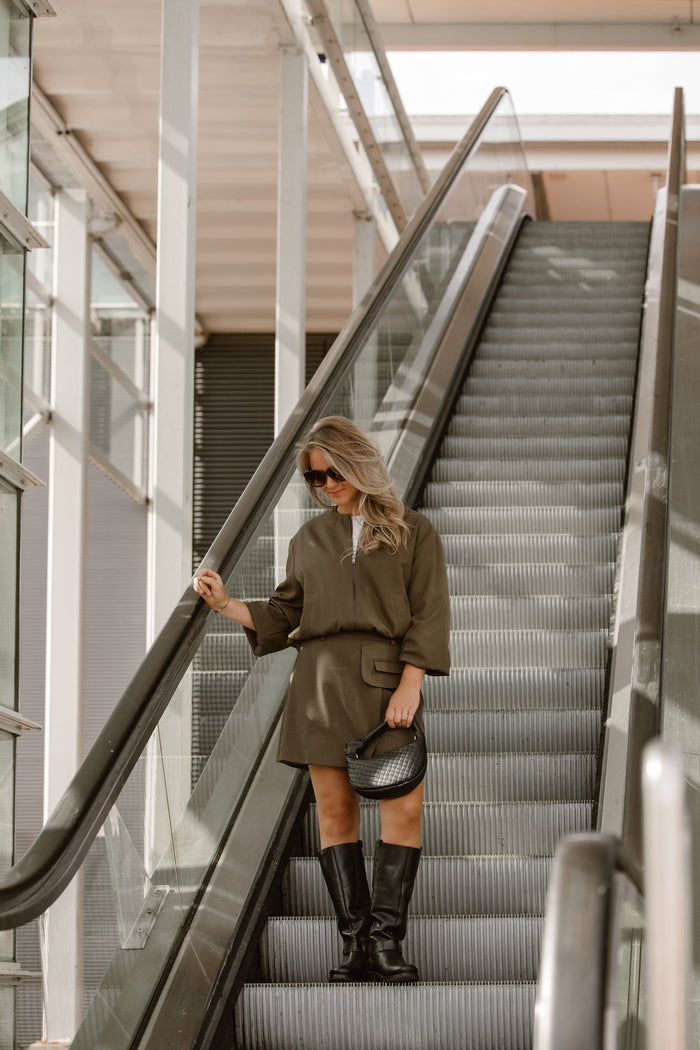 LunaCC balloon zip jacket military olive - Bij Keesje - Co'couture