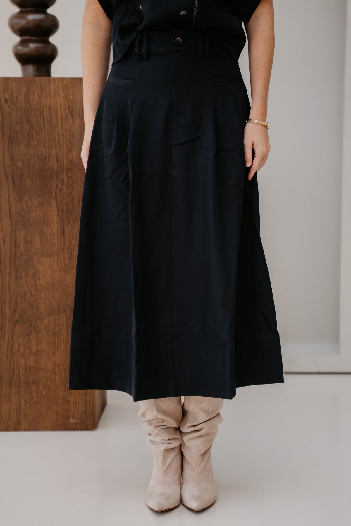 LunnaCC New Pocket Pleat Skirt Navy - Bij Keesje - Co'couture - Rok