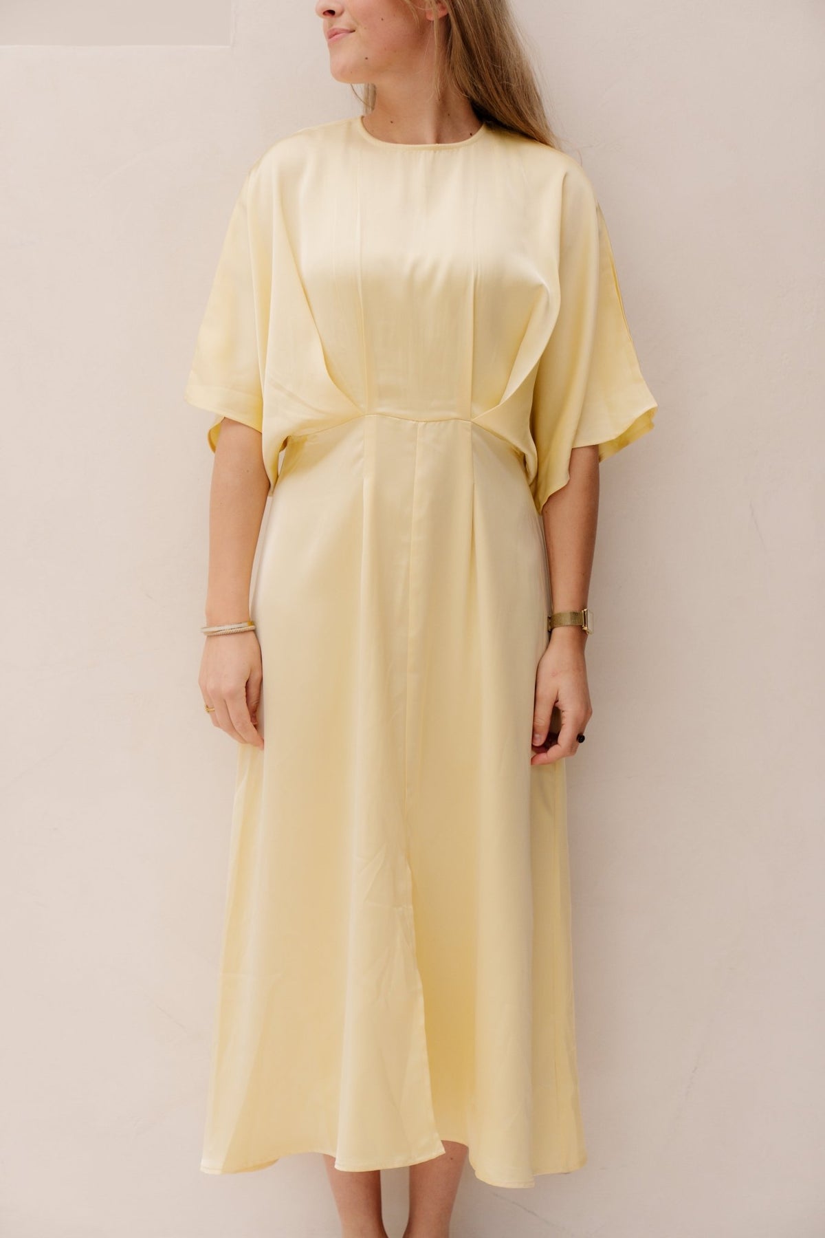 Lynn satinlook dress yellow - Bij Keesje - Bij Keesje - Jurk