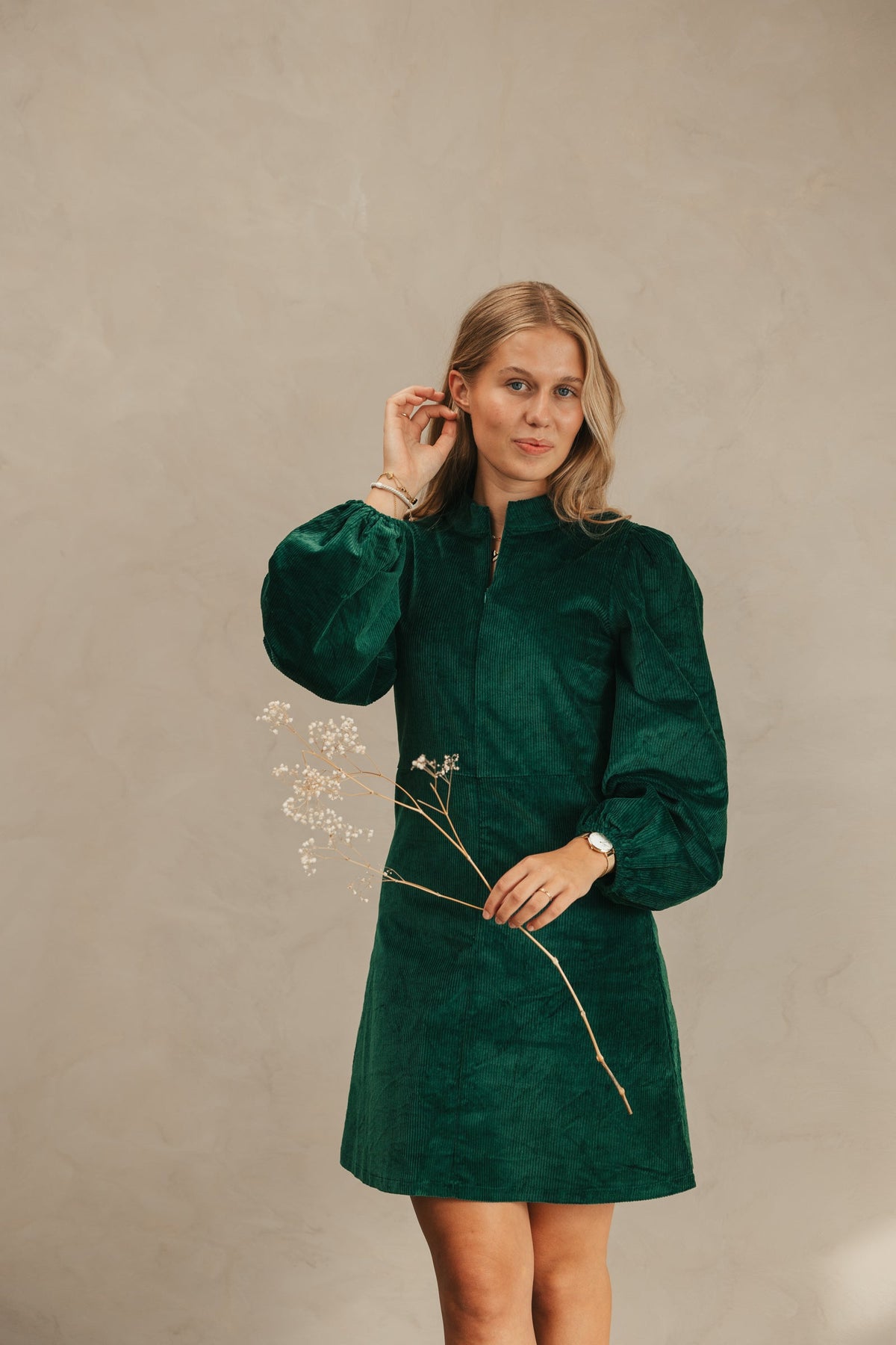 Marit rib col dress green - Bij Keesje