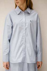 Marjolein blouse logo lichtblauw - Bij Keesje - Bij Keesje The Label